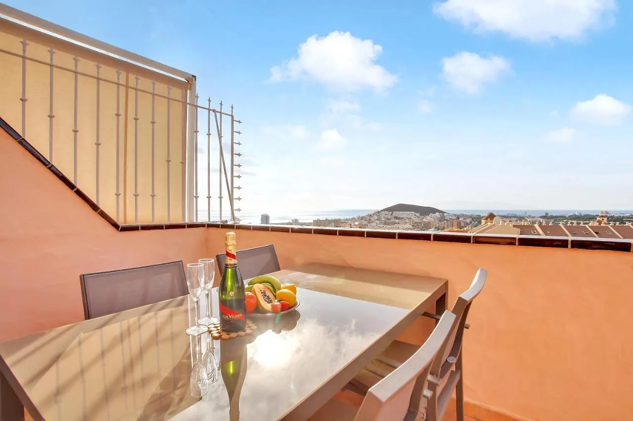Top Floor, Sea View, Huge Terrace, Heated Pool, Garage ロスクリスティアーノス 0*,  スペイン